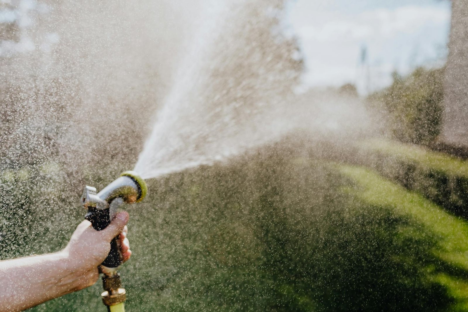 How to Use a Fire Extinguisher (PASS Method) Without Making Critical Mistakes