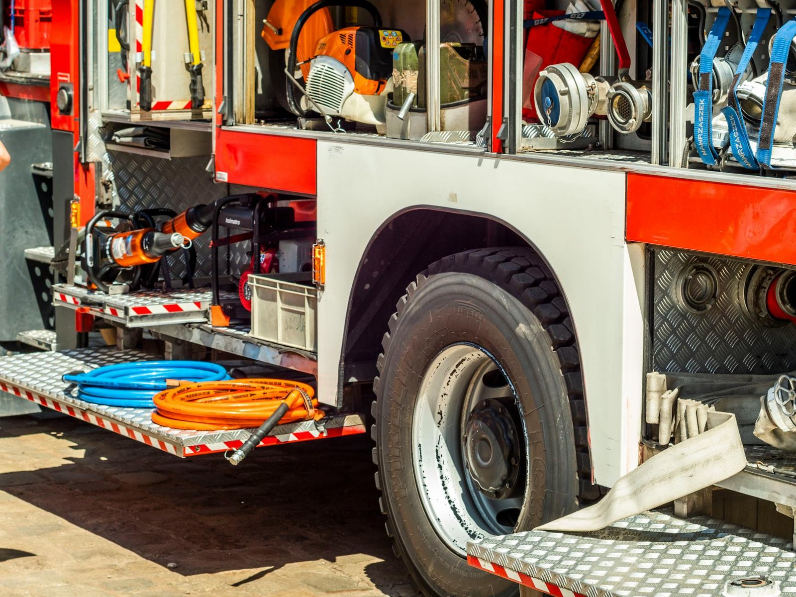 Wet Chemical Fire Extinguishers: A Comprehensive Guide for Commercial Kitchen Safety in India